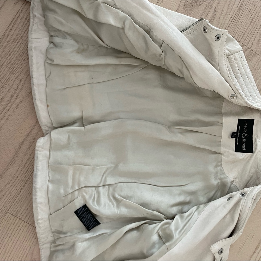 White leather cropped jacket - Picture 2 of 4